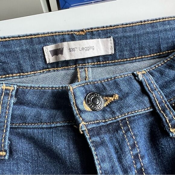 Levis 535 Denim Legging/ Jeans Black Tags. Size 9. Excellent Condition. - Picture 6 of 8